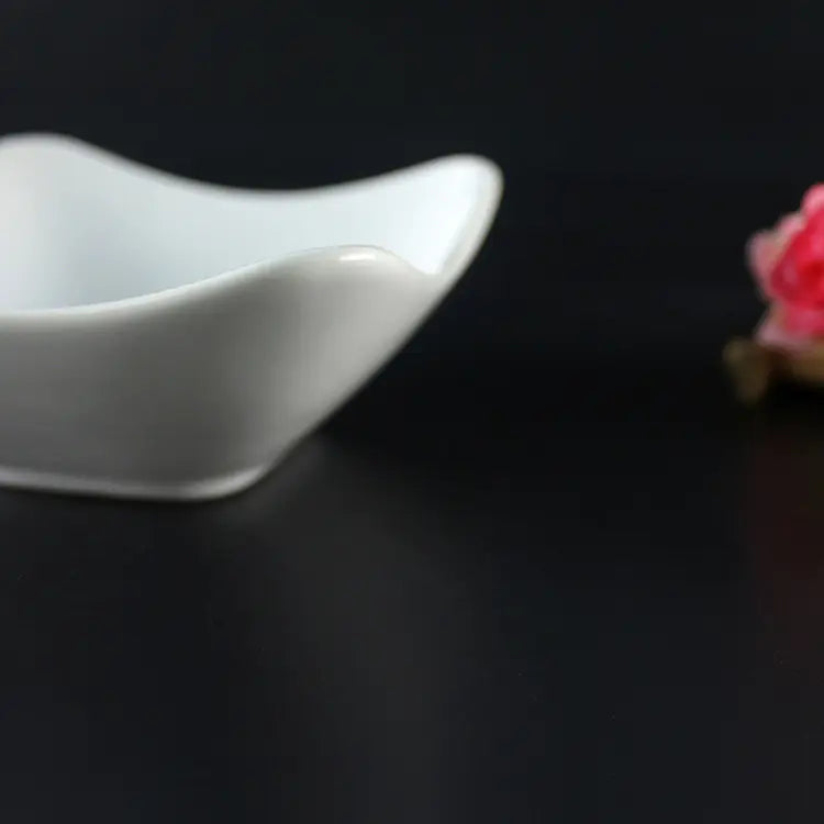 Ceramic Dish for Sauces and Condiments