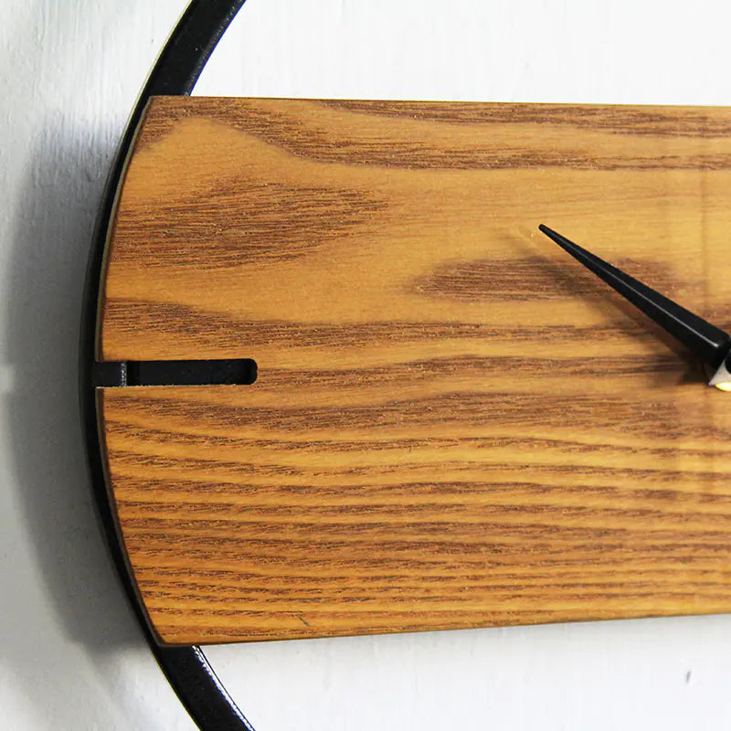Reloj de Pared de Madera y Metal