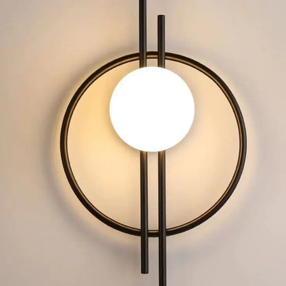 Round wall lamp