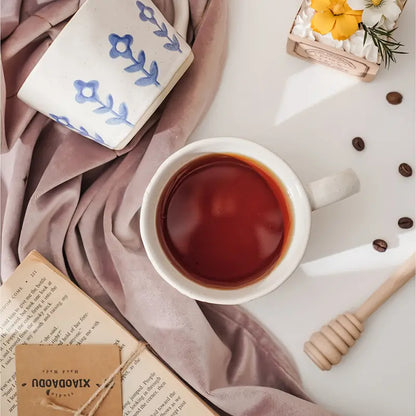 Taza Pequeña de Café para tu Infusión con Flor Azul Artesanal