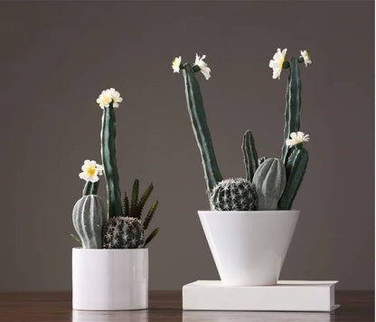 Decoración de Cactus Artificial en Maceta