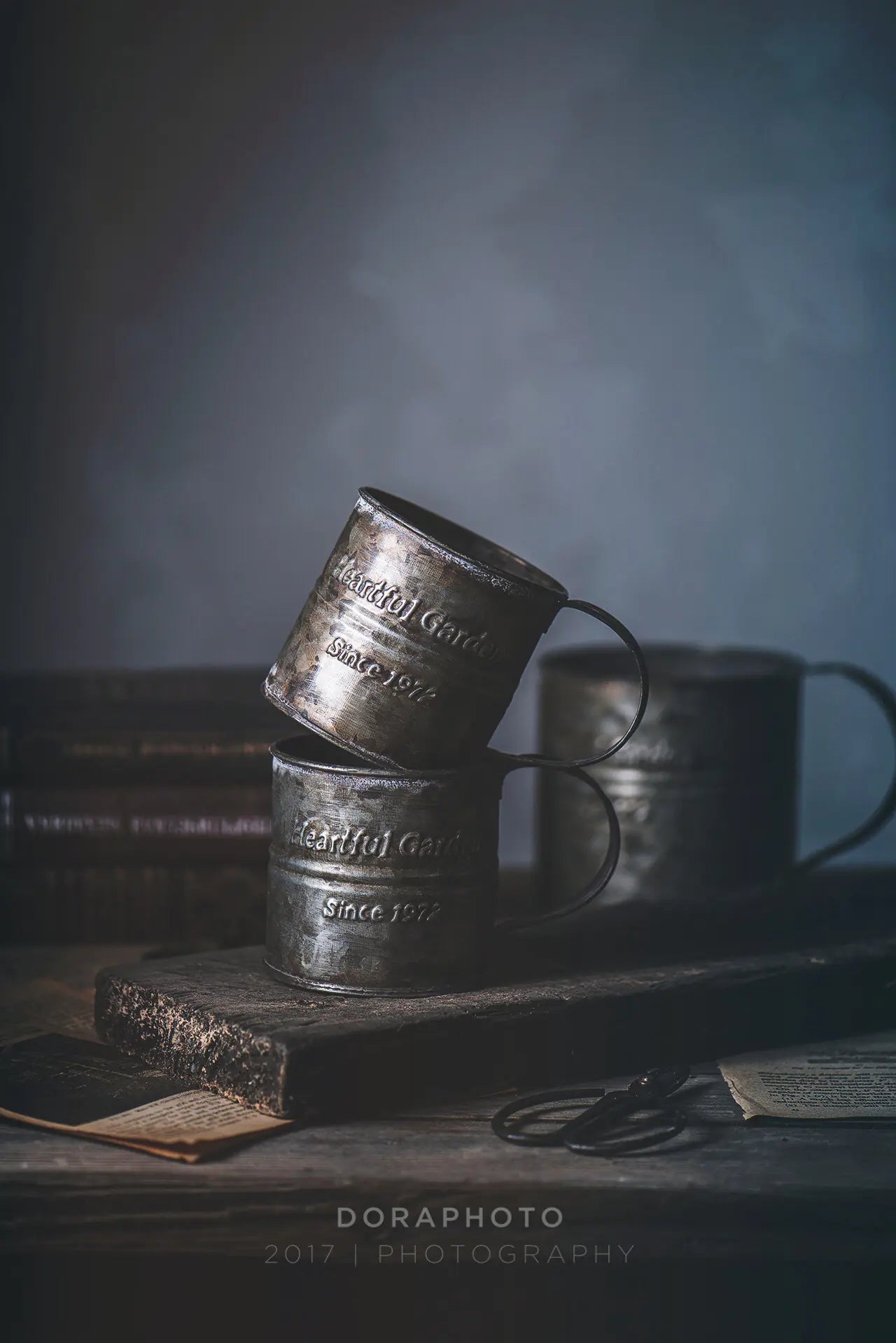Iron Flower Bucket with English Print