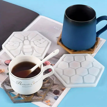 Set of 2 honeycomb-shaped molds