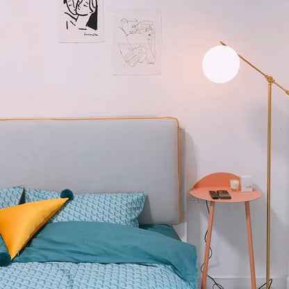 Minimalist Nordic Table