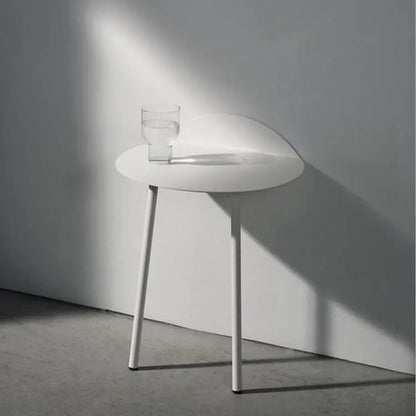 Minimalist Nordic Table